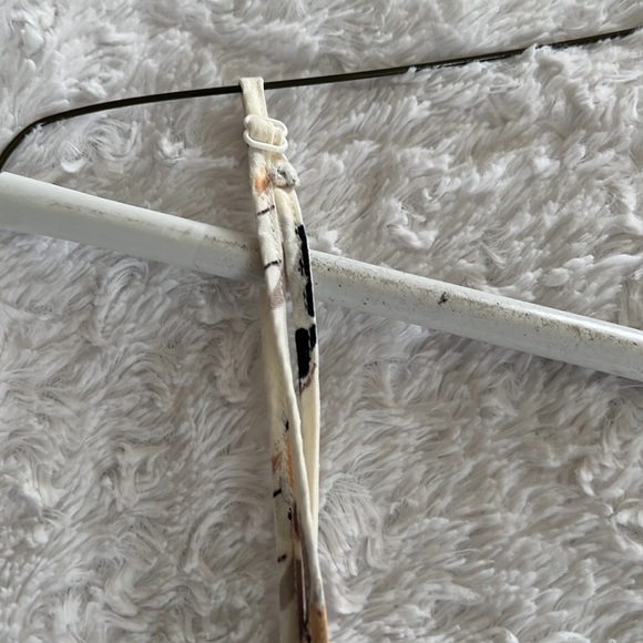 Mixed Lot of 2 Summer Cropped Blouses/Shirts. - Picture 4 of 11